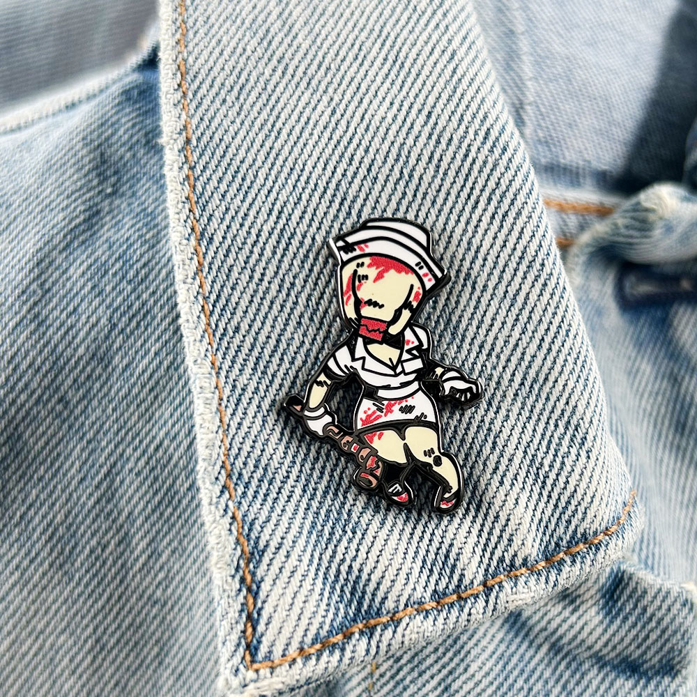 Silent Hill 2 Bloody Nurse Ena - Retro Gaming Accessories 评论和价格